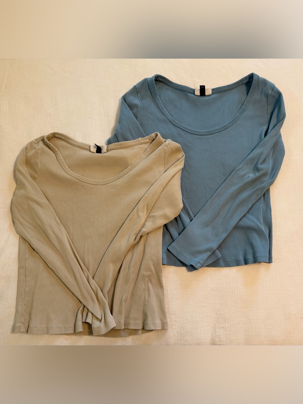 Universal Thread Long-Sleeve Scoop Neck Top Bundle in Blue and Beige